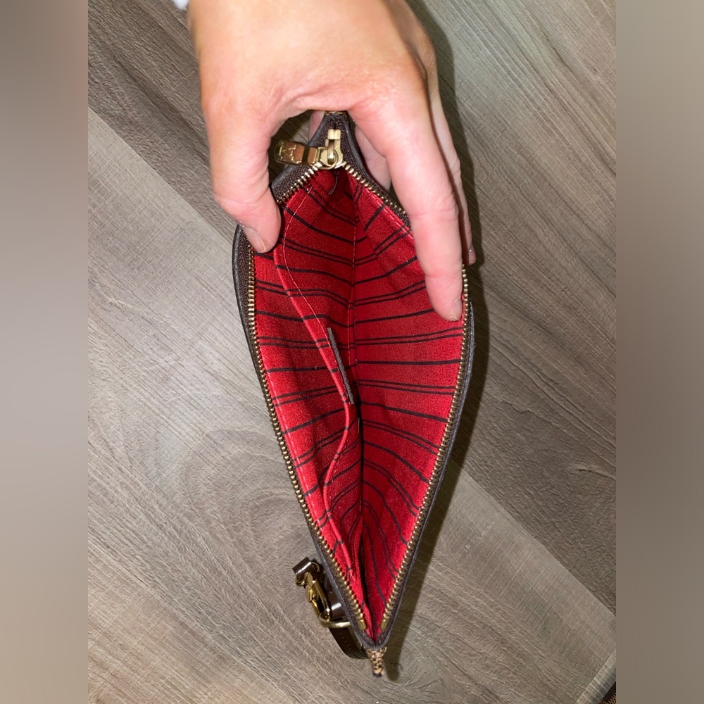 Louis Vuitton Damier Neverfull MM - Picture 12 of 12